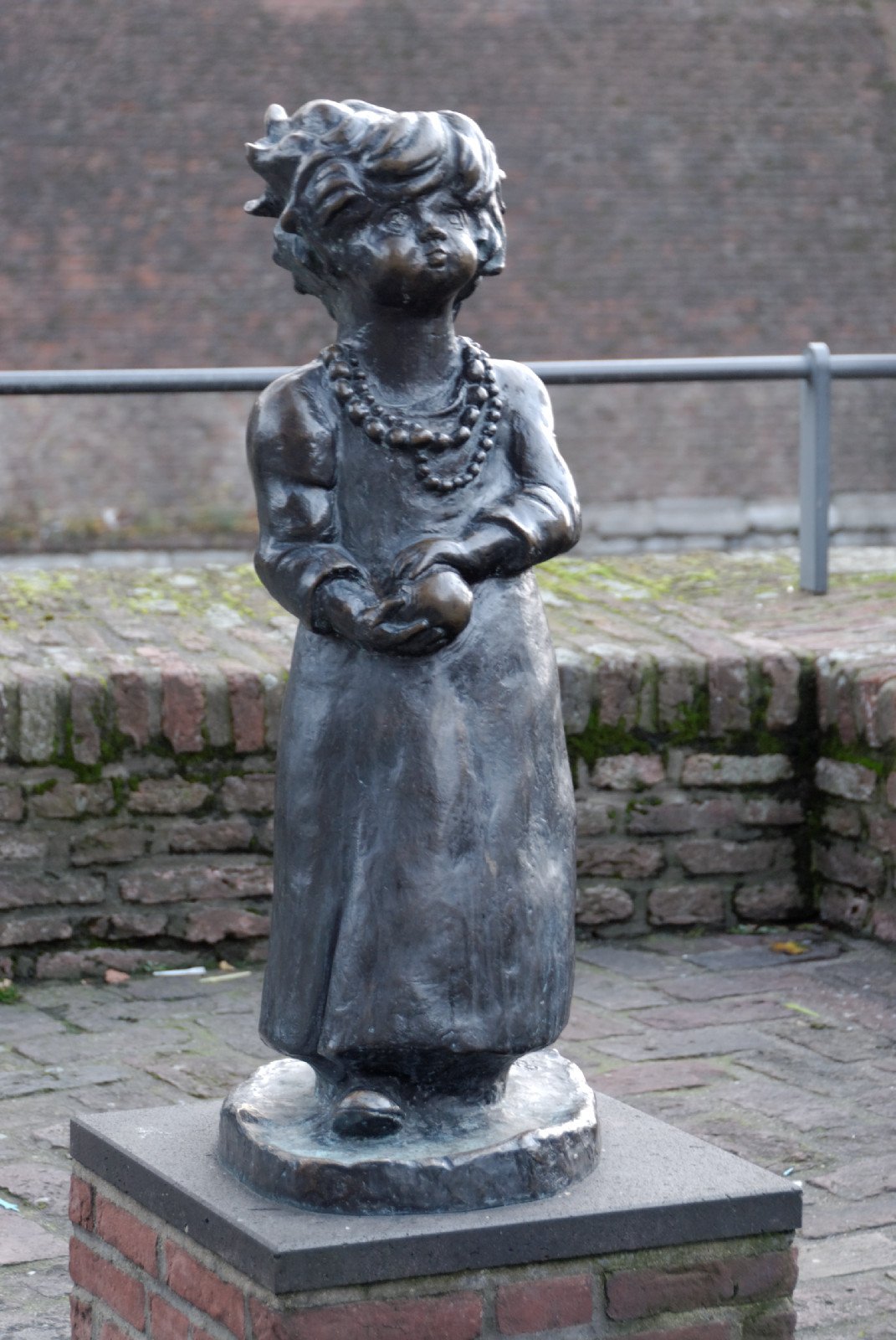 🗿 공을 든 아이 또는 에라(에라 오더 킨트 미트 발)